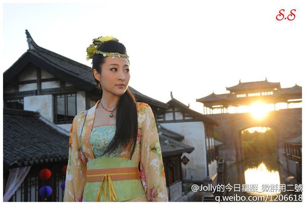 Phim TVB “nóng” vì cuộc chiến nhan sắc của hai người đẹp 8