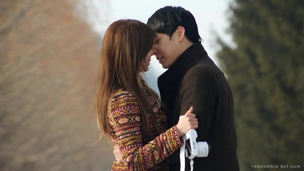 Những cặp đôi yêu từ bé đến lớn trong phim Hàn 23