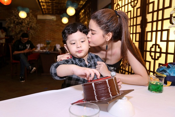 Trương Quỳnh Anh