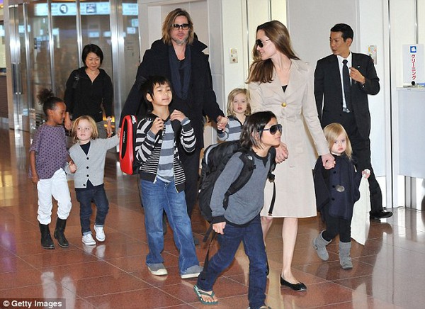 Brad Pitt và Angelina Jolie