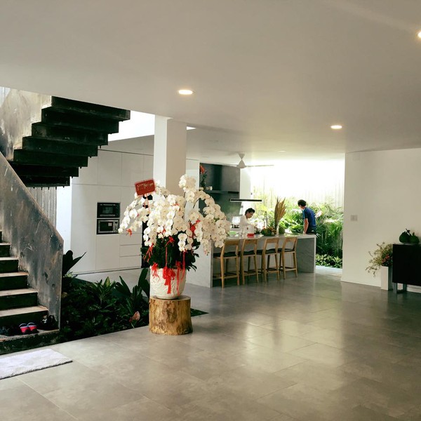hồ ngọc h&agrave;