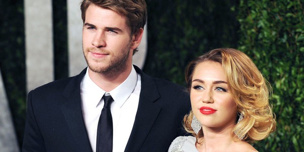 liam hemsworth v&agrave; miley cyrus t&aacute;i hợp