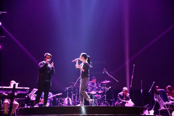 ca si Thu Phuong