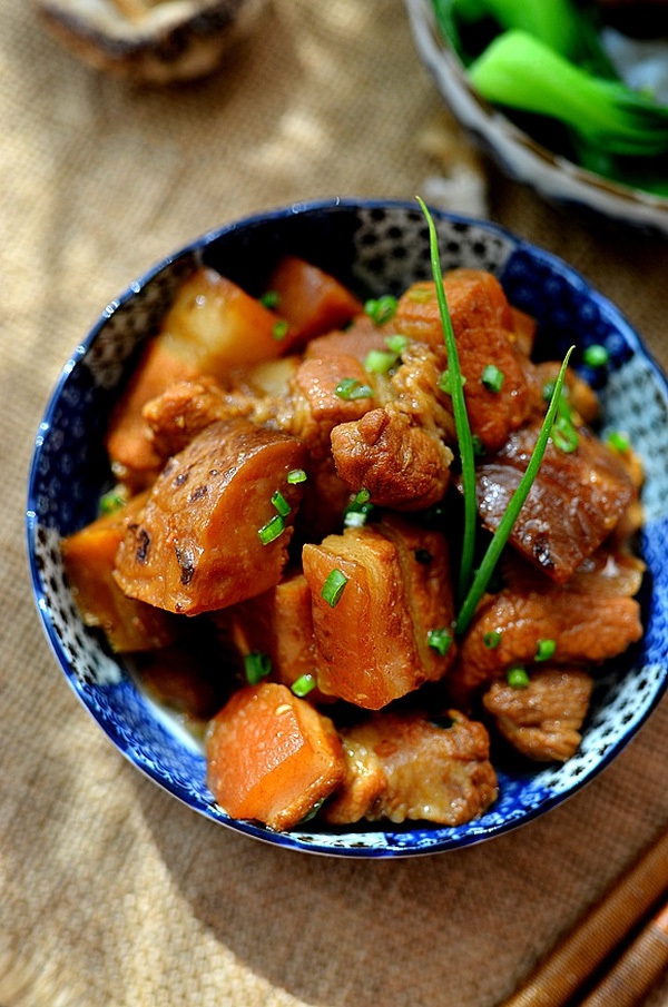 thit kho nam