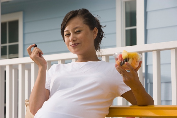 Những lưu ý để mẹ bầu “khỏe re” trong thai kỳ 4