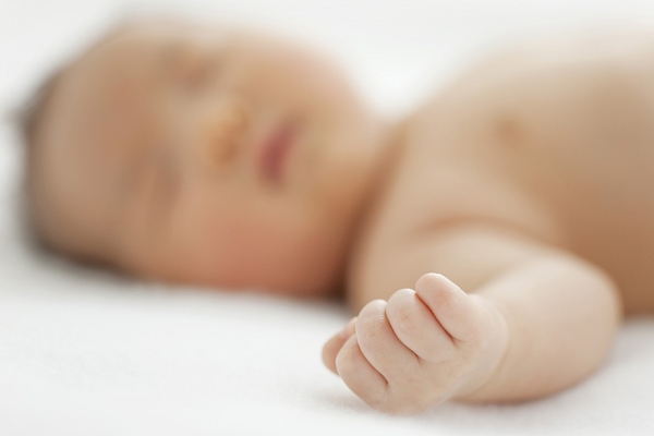 7 lưu ý quan trọng khi chăm sóc bé sơ sinh 2