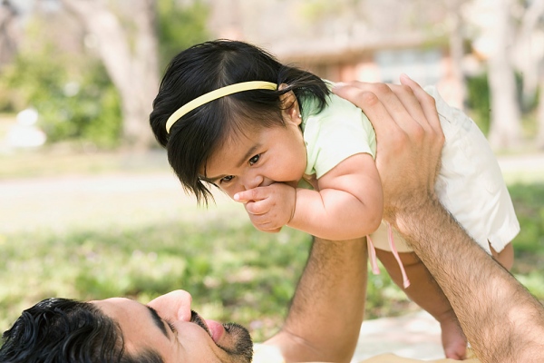 Con béo mầm, mẹ vẫn lo còi 1