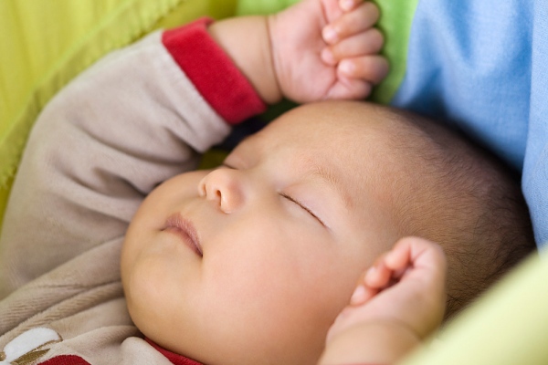 Những sai lầm kinh điển khi chăm sóc giấc ngủ cho bé 2