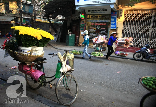 Hà Nội: đi sắm đồ cho Tết ông Công ông Táo từ mờ sáng 20