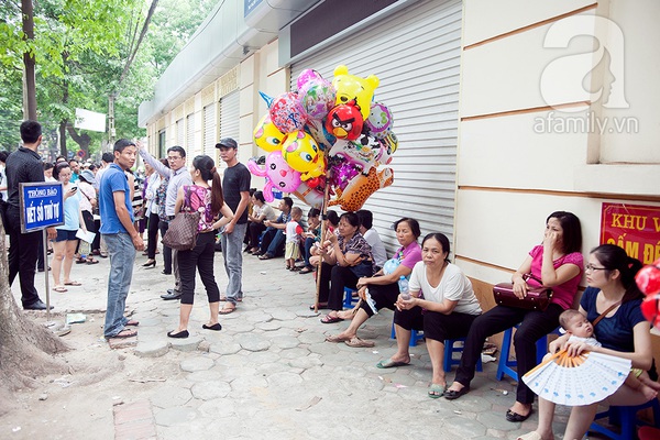 Hà Nội: Vừa có vắc xin 5 trong 1, các điểm tiêm chủng đã quá tải 16