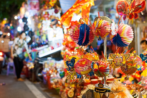 Thị trường đồ chơi Trung thu: Hàng nội đắt như tôm tươi, hàng ngoại Thị trường đồ chơi Trung thu: Hàng nội đắt như tôm tươi, hàng ngoại