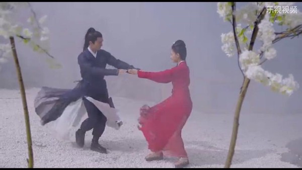 th&aacute;i tử phi thăng chức k&yacute; 3