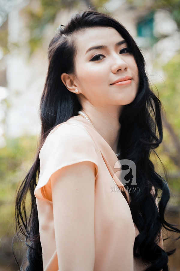Cuối tuần dạo phố với trang phục sắc hoa rực rỡ 6