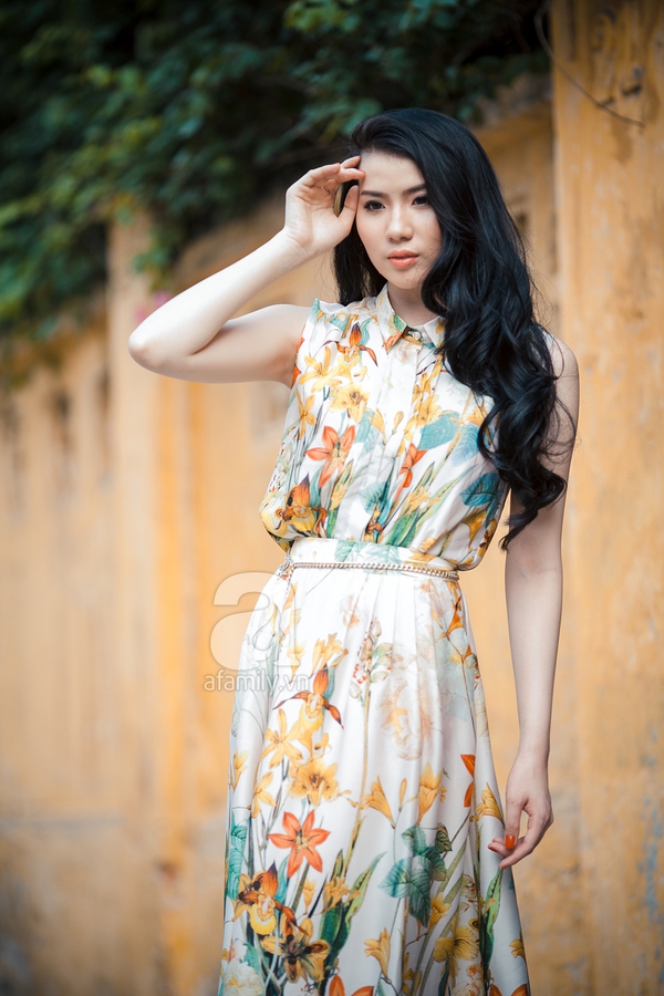 Cuối tuần dạo phố với trang phục sắc hoa rực rỡ 3