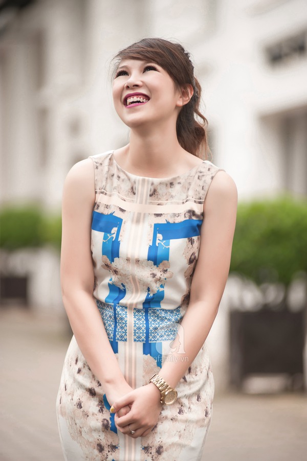 Kim Anh - Quý cô giải nhì Đẹp tới công sở với phong cách trẻ trung, nữ tính 5