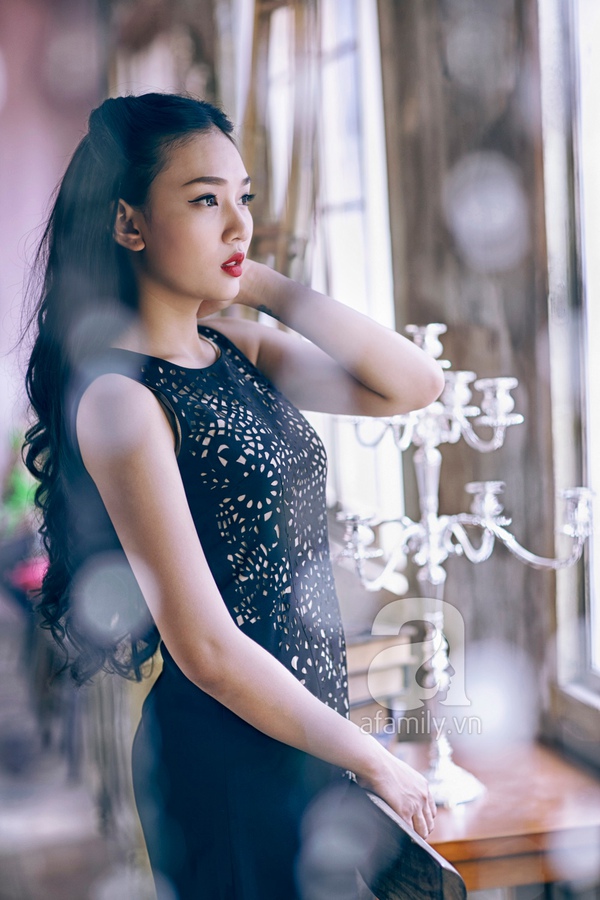 L&agrave;m mới trang phục c&ocirc;ng sở với xu hướng laser cut 2