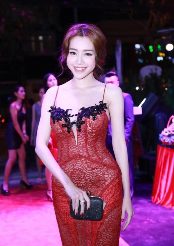 elly trần 