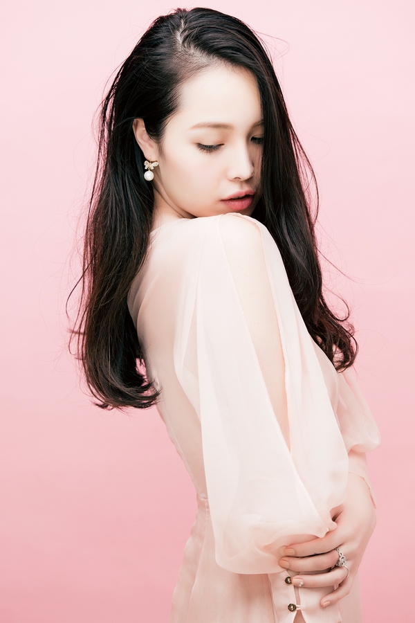 khoe bàn trang điểm khoe bàn trang điểm 