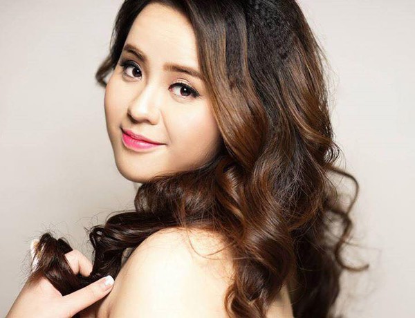 khoe bàn trang điểm 