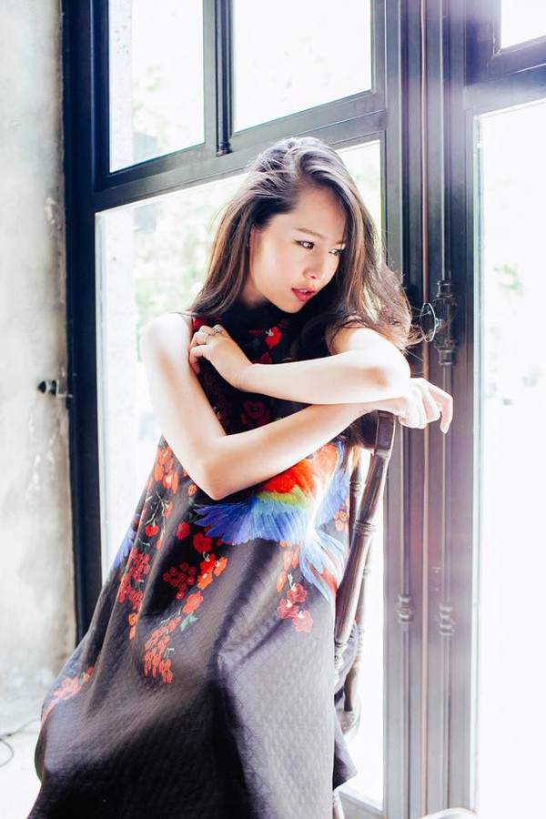 khoe bàn trang điểm khoe bàn trang điểm 