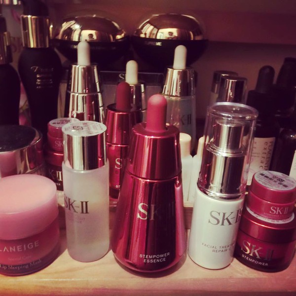 khoe bàn trang điểm khoe bàn trang điểm 