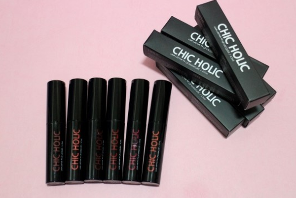 Chic Holic Lip Lacquer 