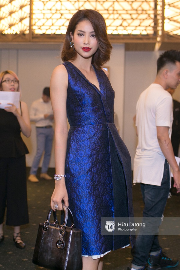 Elle Style Award: Ngọc Trinh rung lắc dữ dội, Phạm Hương tuyệt xinh với tóc mới - Ảnh 4.