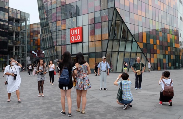 chụp ảnh tại Uniqlo_4 chụp ảnh tại Uniqlo_4