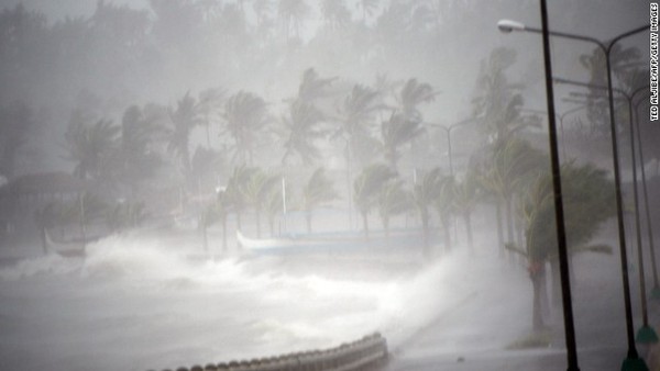 Siêu bão Hagupit tàn phá Philippines, đã có ít nhất 2 người thiệt mạng 1