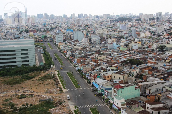 Cảnh yên bình trên phố Sài Gòn vào ngày đầu nghỉ lễ