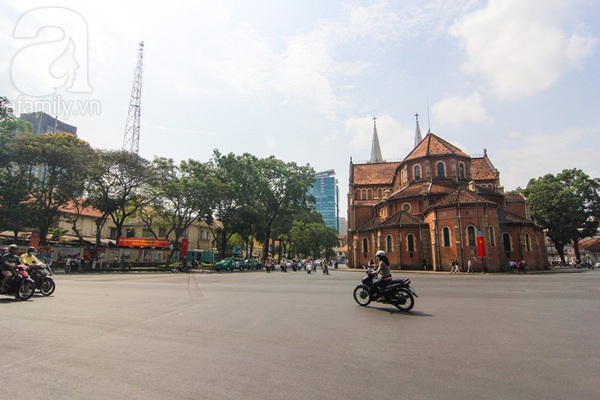 Cảnh yên bình trên phố Sài Gòn vào ngày đầu nghỉ lễ