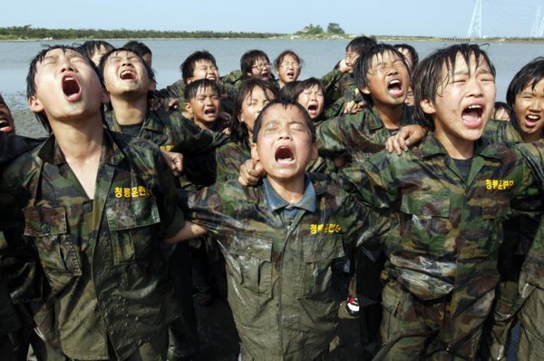 Trại hè quân đội cho trẻ em trên khắp thế giới