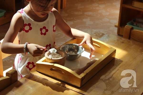 Lớp học Montessori 14