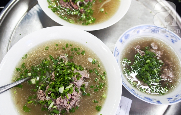 phở