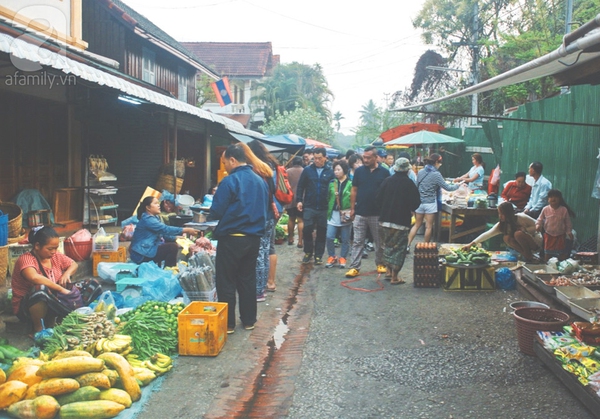 chợ sáng luangprabang
