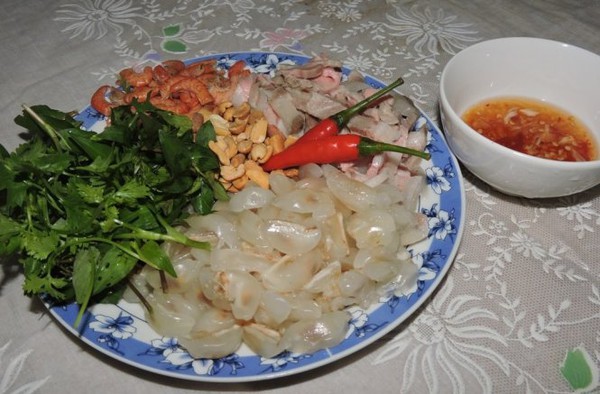 gỏi bòn bon