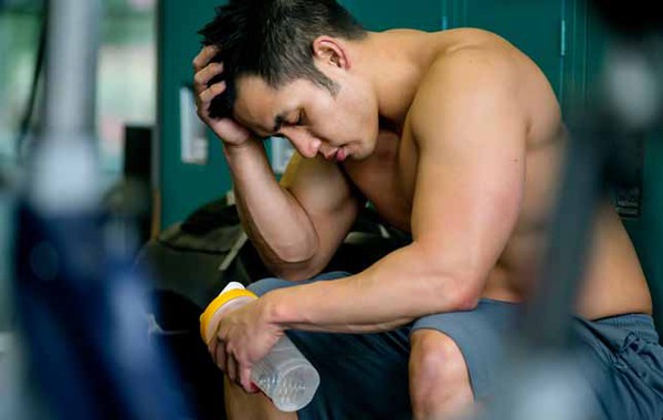 thói quen gây đau lưng thói quen gây đau lưng