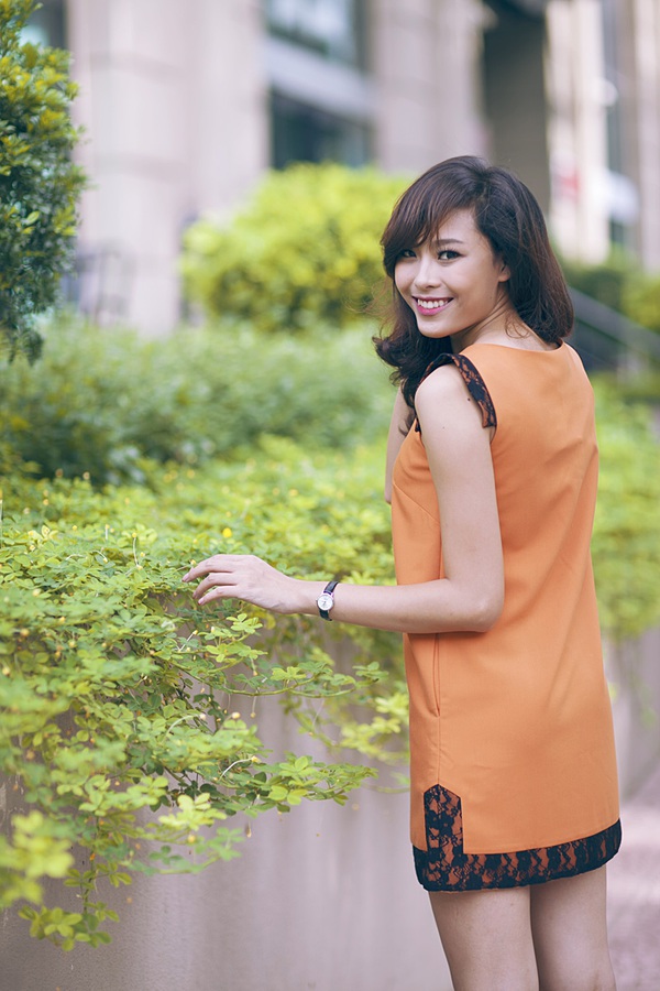 Trẻ trung, nữ tính với thời trang công sở Heydi Fashion House 7 Trẻ trung, nữ tính với thời trang công sở Heydi Fashion House 7