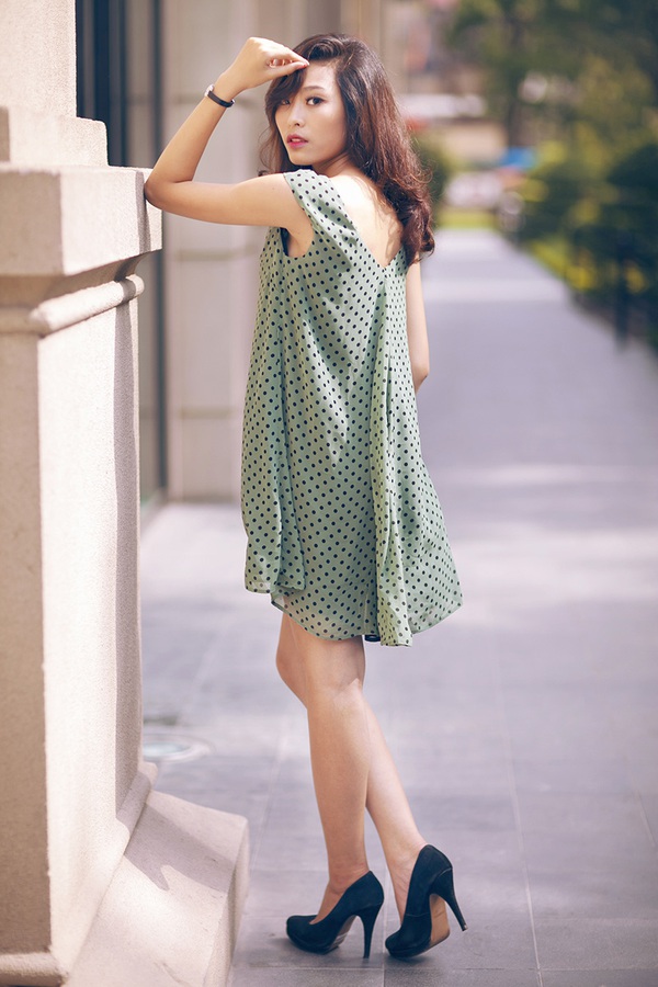 Trẻ trung, nữ tính với thời trang công sở Heydi Fashion House 9 Trẻ trung, nữ tính với thời trang công sở Heydi Fashion House 9