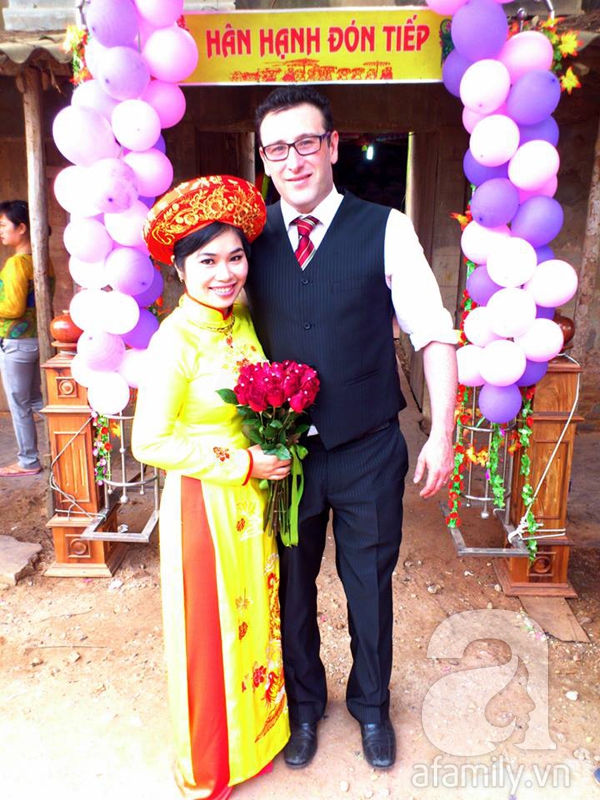 Chuyện tình cặp đôi Việt - Úc và lời cầu hôn qua google dịch  7