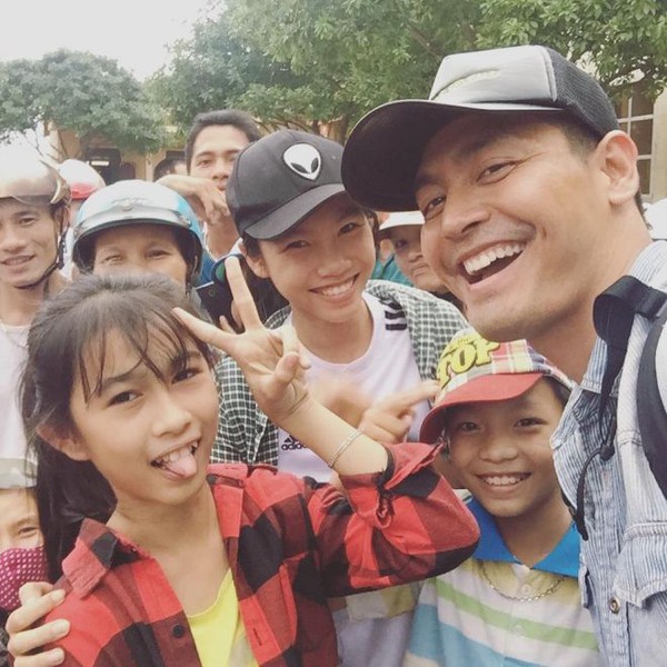 từ thiện để l&agrave;m g&igrave;