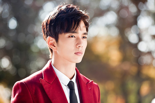 yoo seung ho