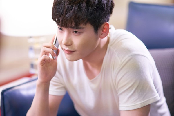 LEE JONG SUK