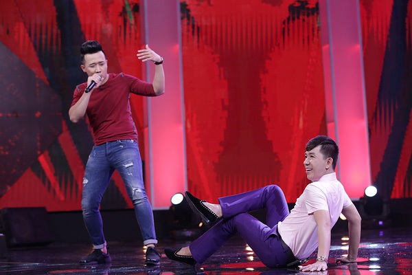 bản tin giải tr&iacute;