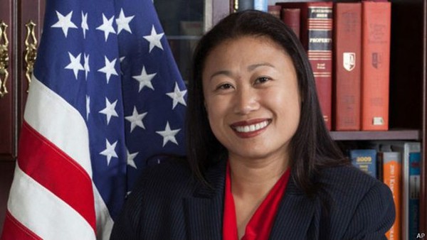 Chân dung người phụ nữ gốc Việt giành ghế ở thượng viện Mỹ qua ảnh 3