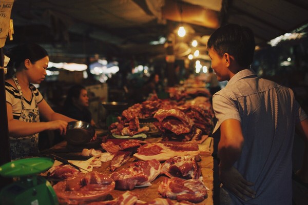 Ngắm một Hà Nội rất đẹp qua chùm ảnh ở những khu chợ nổi tiếng! 9