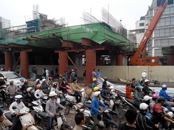 Tạm đình chỉ thi công toàn tuyến đường sắt trên cao Cát Linh - Hà Đông 1