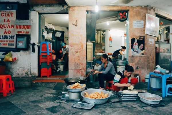 Ch&ugrave;m ảnh: Y&ecirc;u dấu v&agrave; &ecirc;m đềm những s&aacute;ng chớm đ&ocirc;ng H&agrave; Nội 3