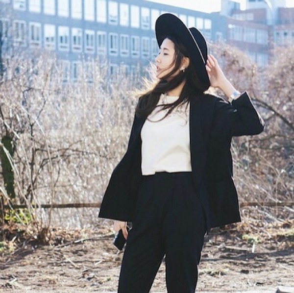 Những thiếu nữ Việt xinh đẹp "sốt xình xịch" trên Instagram 29 Những thiếu nữ Việt xinh đẹp "sốt xình xịch" trên Instagram 29