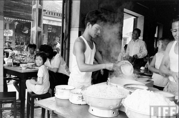Ngắm Sài Gòn qua những đổi thay ở các khu chợ 25
